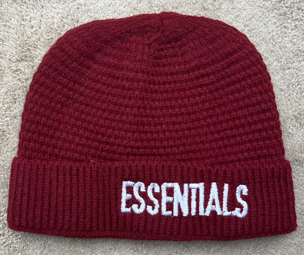 Bonnet en laine Essentials
