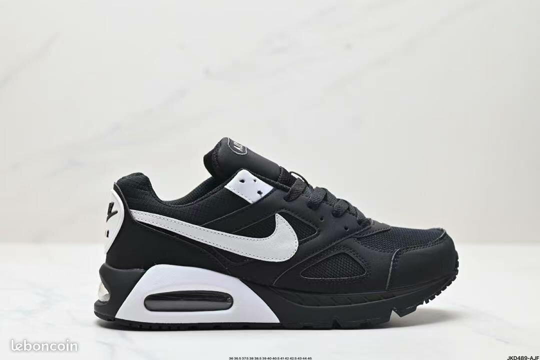 Chaussures de sport Nike Air