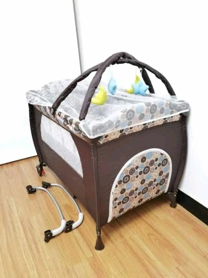 Lit parapluie bébé confortable