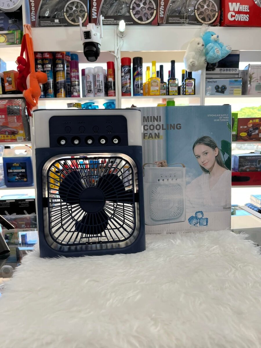 Mini ventilateur rafraîchissant portable