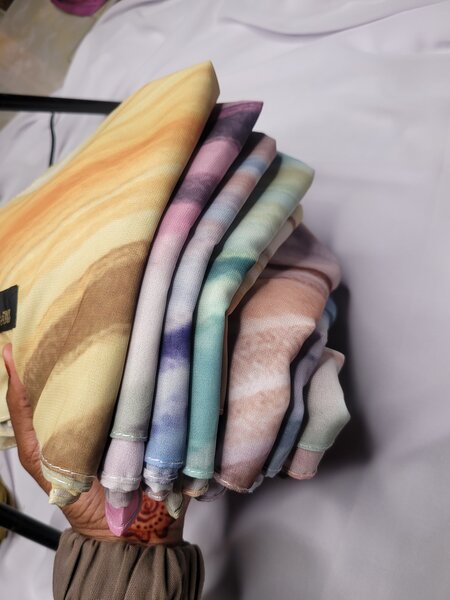 Écharpes colorées Asma