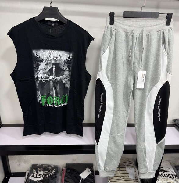 Ensemble Sport Débardeur et Jogging