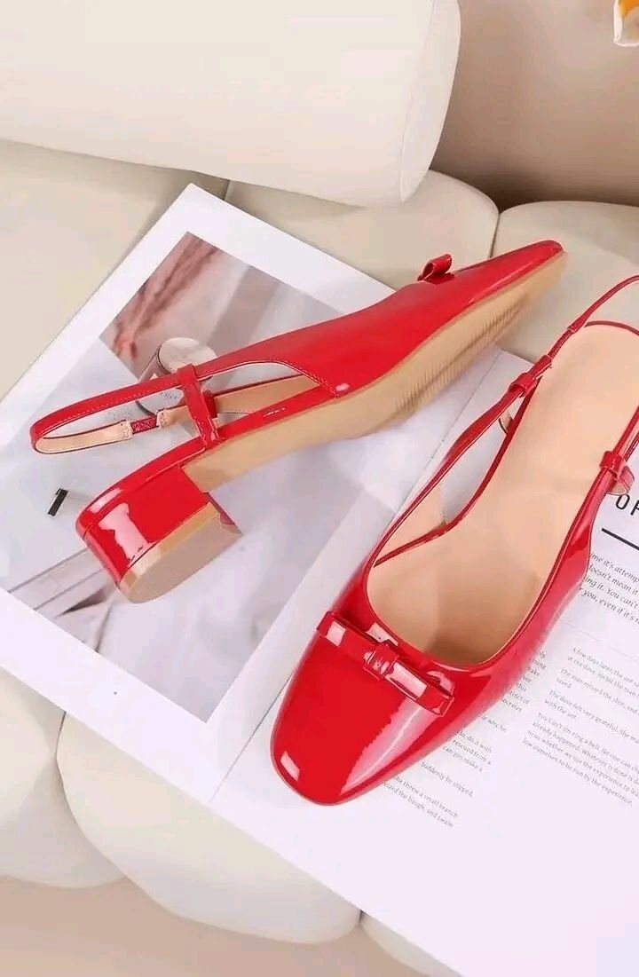 Escarpins vernis élégants