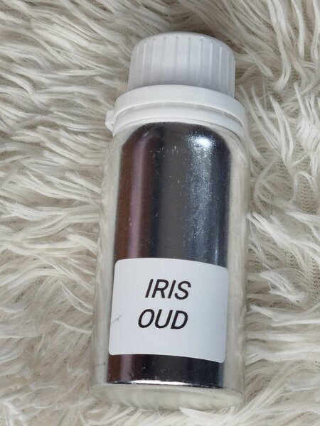 Parfum Huile Iris Oud