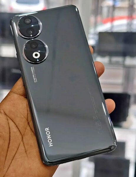 Smartphone HONOR 5G performant