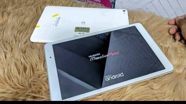 Huawei MediaPad 10" Android