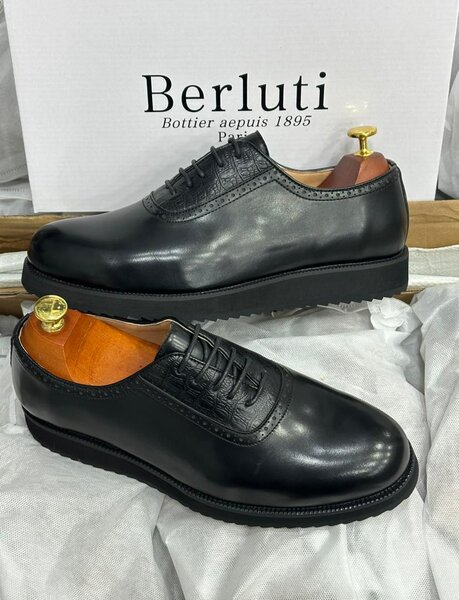 Chaussures habillées Berluti