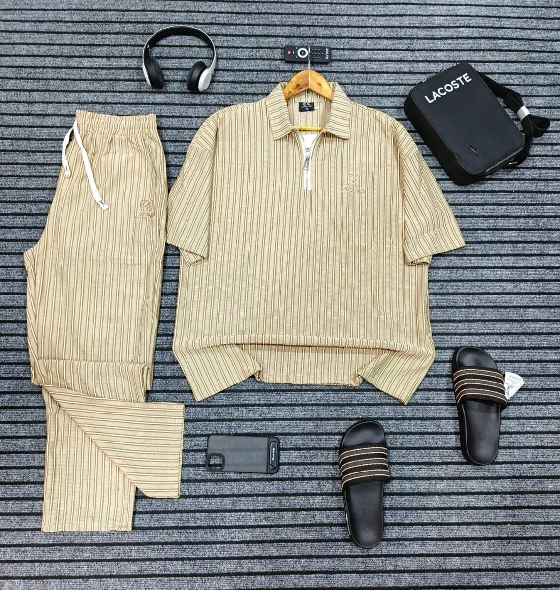 Ensemble détente rayé