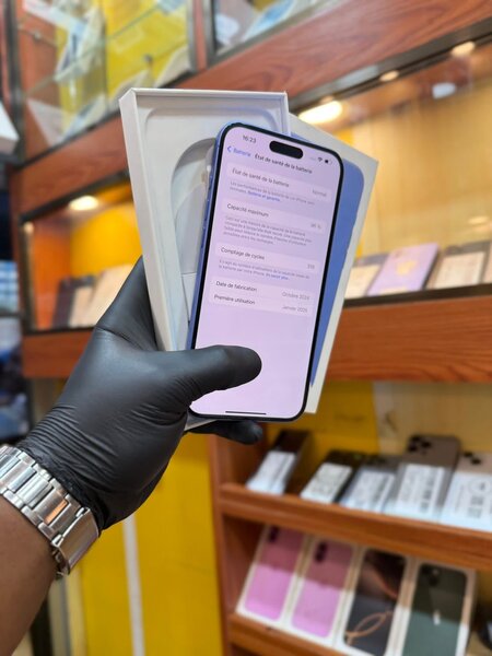 iPhone 16 Bleu Neuf