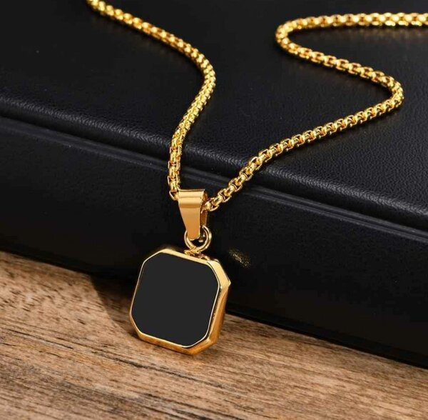 Collier Pendentif en Acier ino