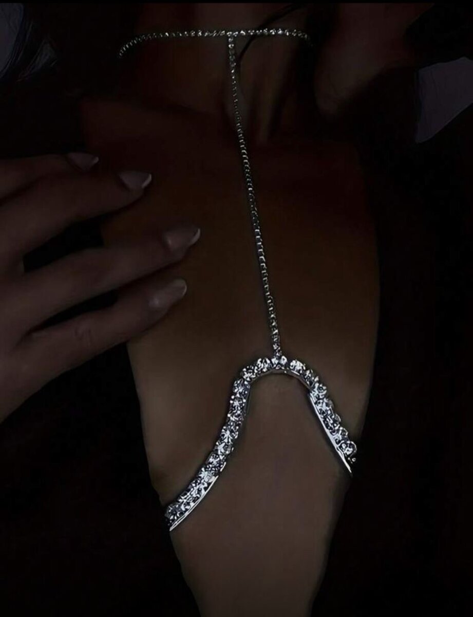 Collier de dos élégant