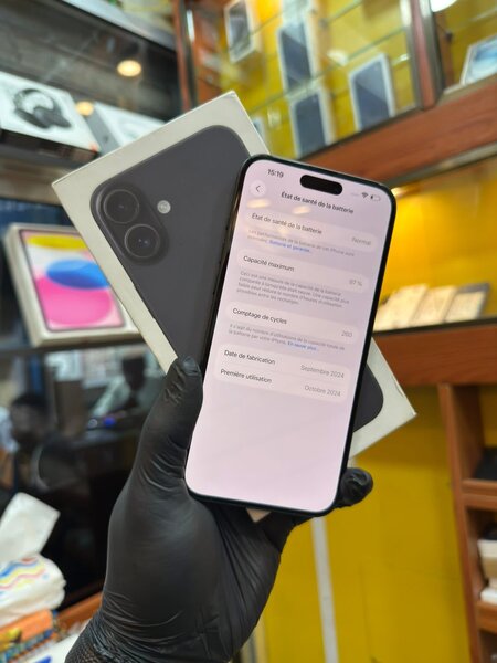 iPhone 16 Noir 256 Go