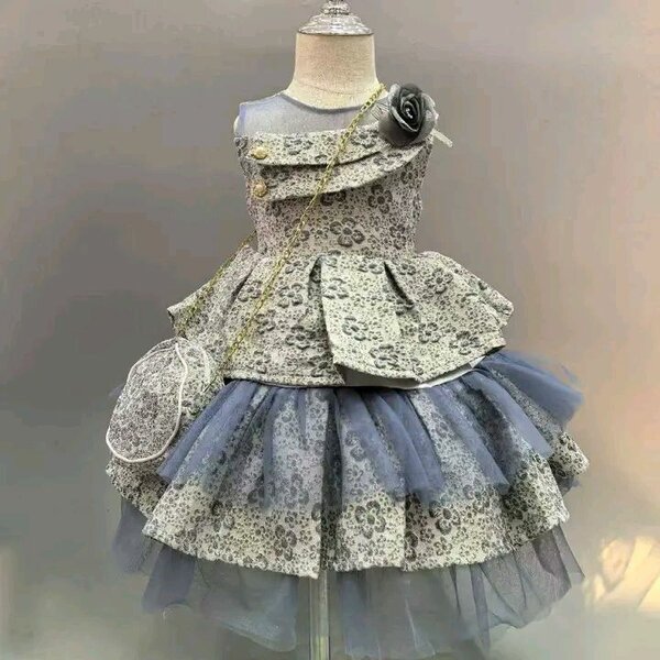 Robe de cérémonie fille en dentelle et tulle