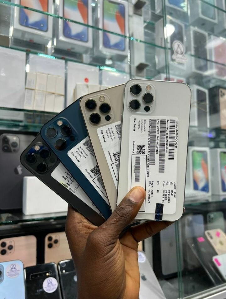 iPhone 12 Pro Max - Neuf