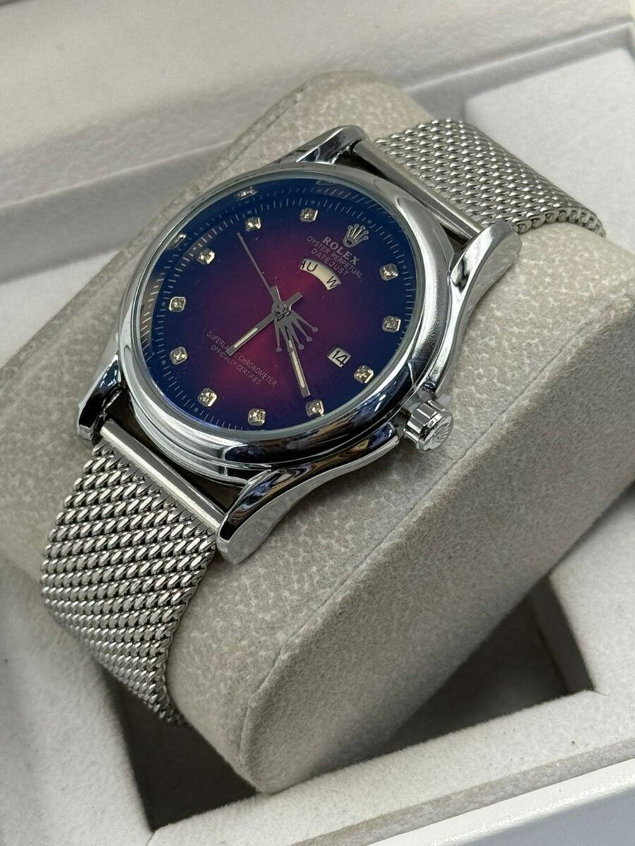 Montre élégante en acier inoxydable