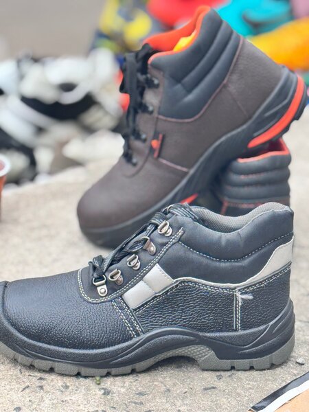 Chaussures de sécurité robustes
