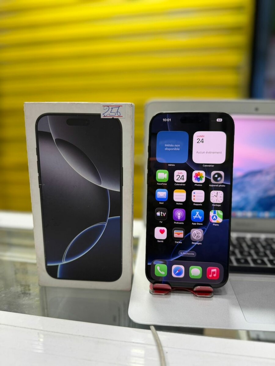 16 Pro Max 256GB 2nd main