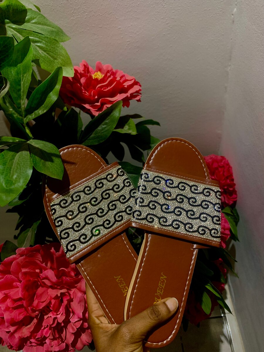 Sandales élégantes strass