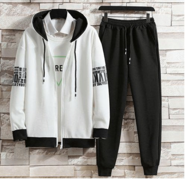 Ensemble de survêtement stylé