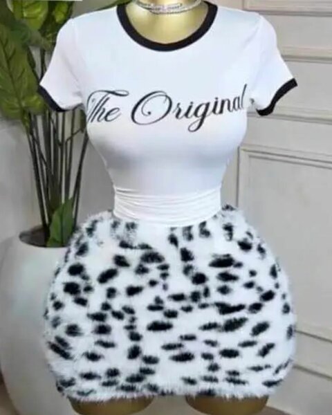 Jupe Peluche Léopard Chic