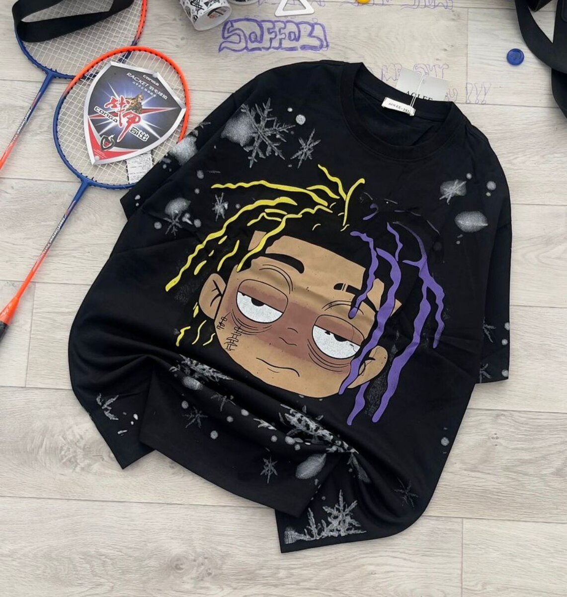 T-shirt graphique tendance