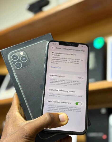 iPhone 11 Pro Max Noir