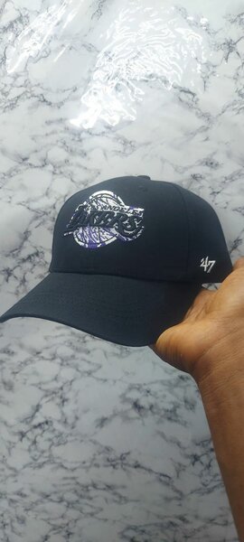 Casquette sportive logo
