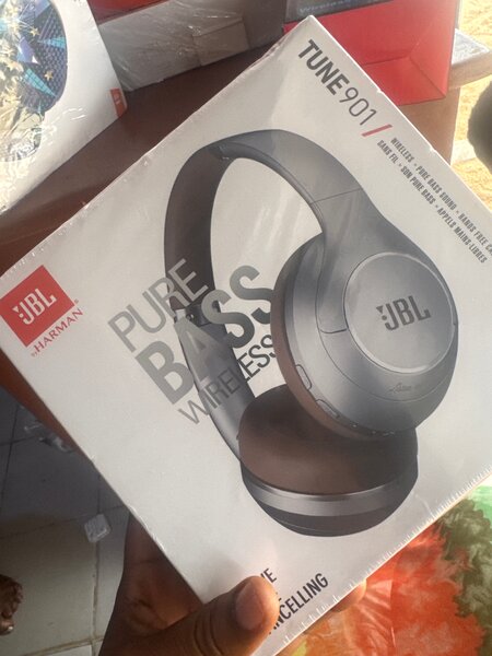 JBL Tune Wireless Headphones