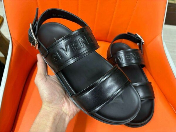 Sandales de luxe élégantes