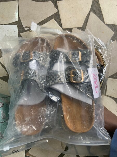 Sandales à paillettes élégantes