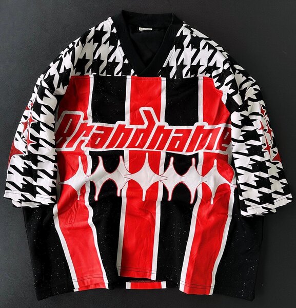 Pull rétro graphique