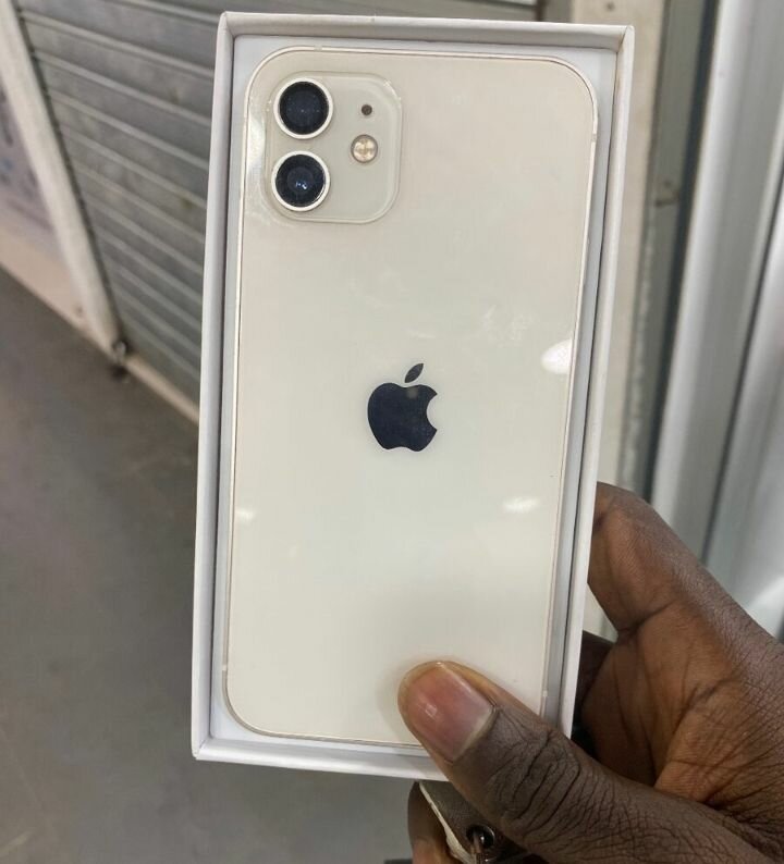 iPhone 12 Blanc Neuf