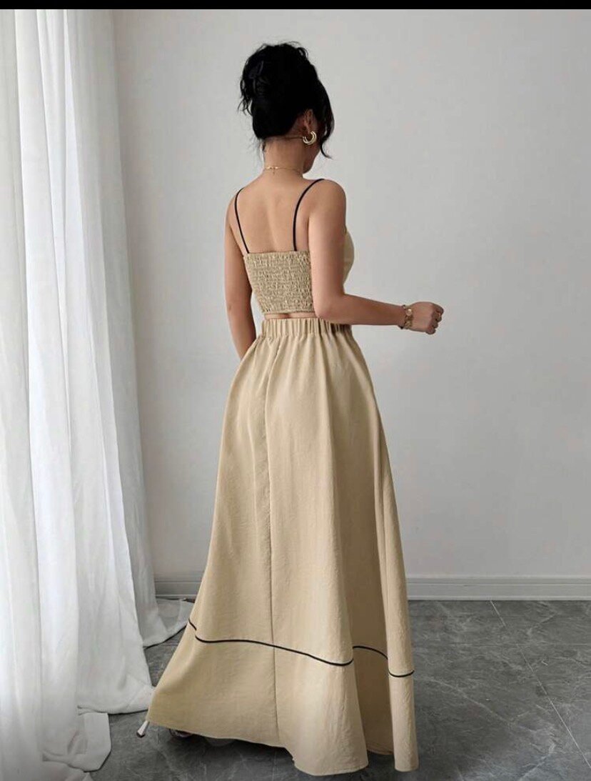 Robe Élégante Longue Beige