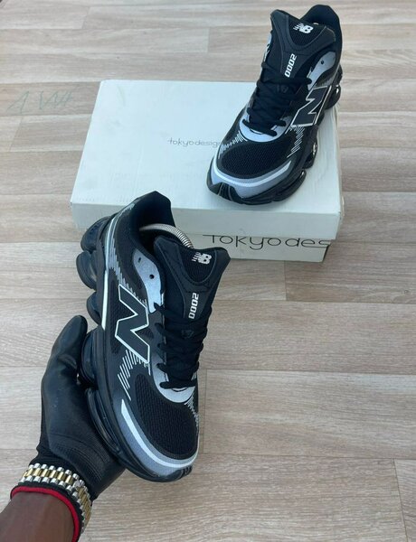 Sneakers New Balance 2002R