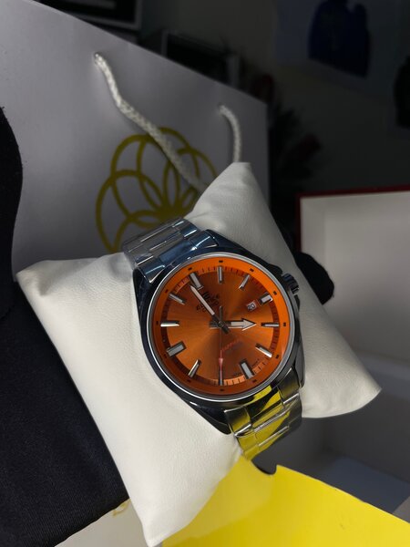 Montre Homme Orange Élégante