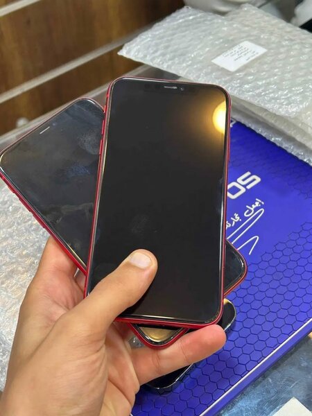 iPhone 11 Rouge