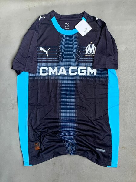 Maillots de football Puma