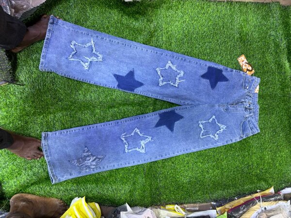 Jeans étoilés tendance