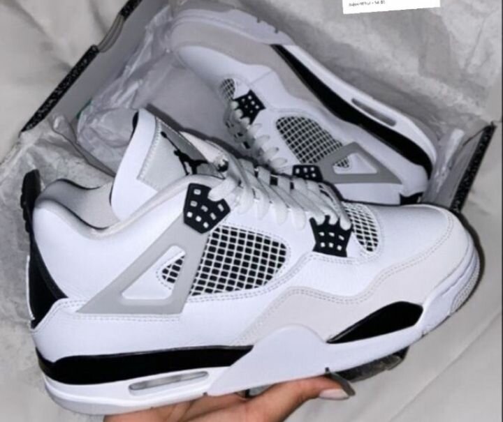 Baskets Air Blanc et Noir