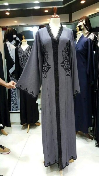 Abaya grise moderne pour femme