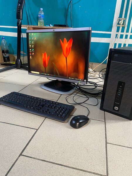 Ordinateur bureau HP écran 24