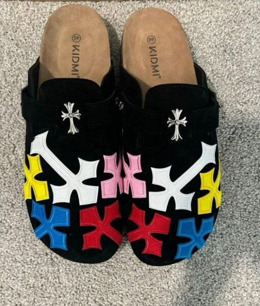 Chaussures KIDMI en velours noir avec croix colorées
