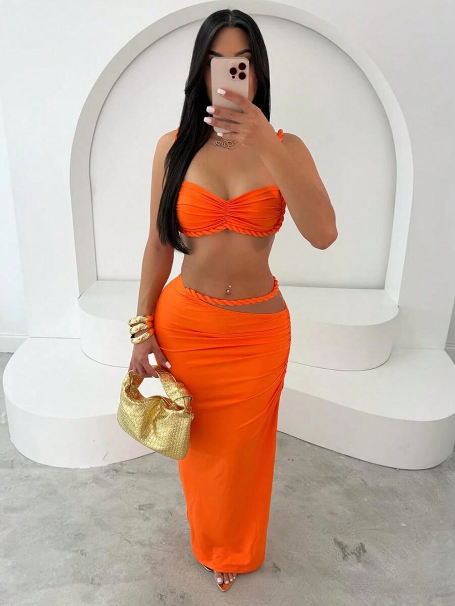 Robe fendue élégante