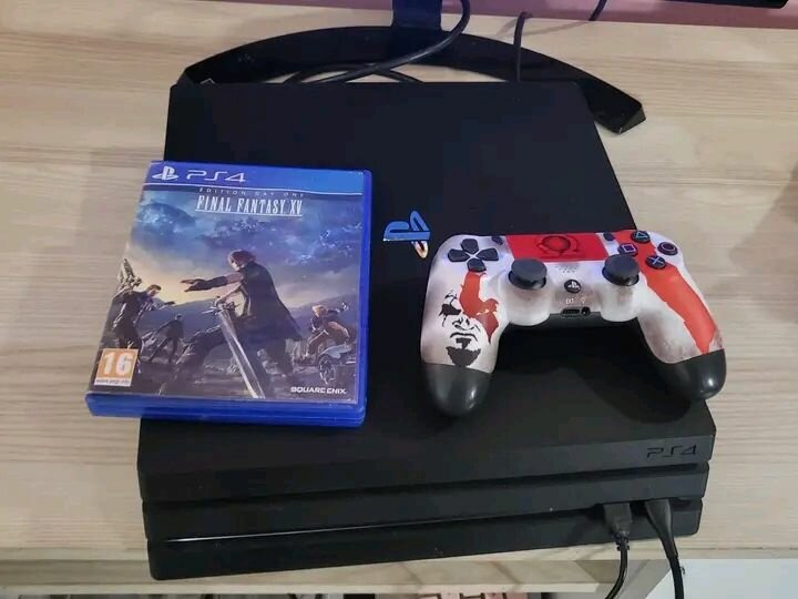 Console PS4 avec jeux