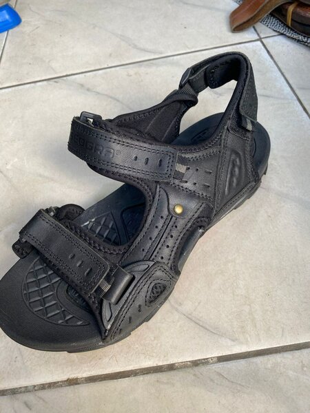 Sandales décontractées en cuir