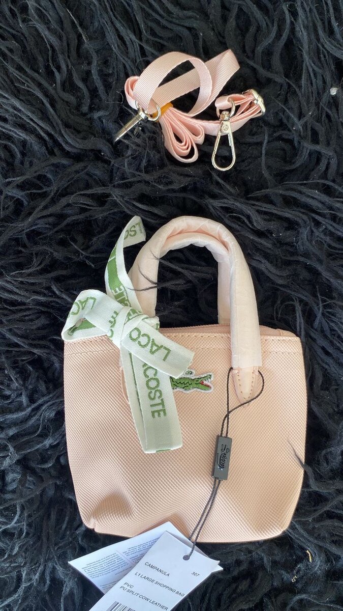 Sac à main rose élégant