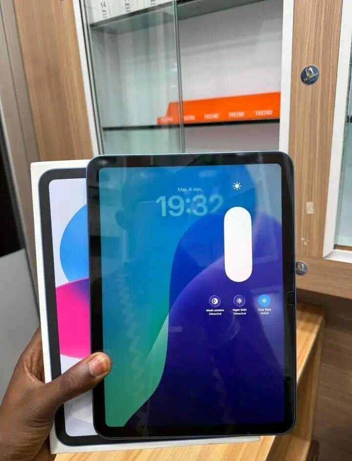 Apple iPad Air Wi-Fi Bleu