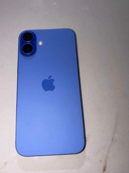 iPhone 16 Bleu Débloqué 128GB