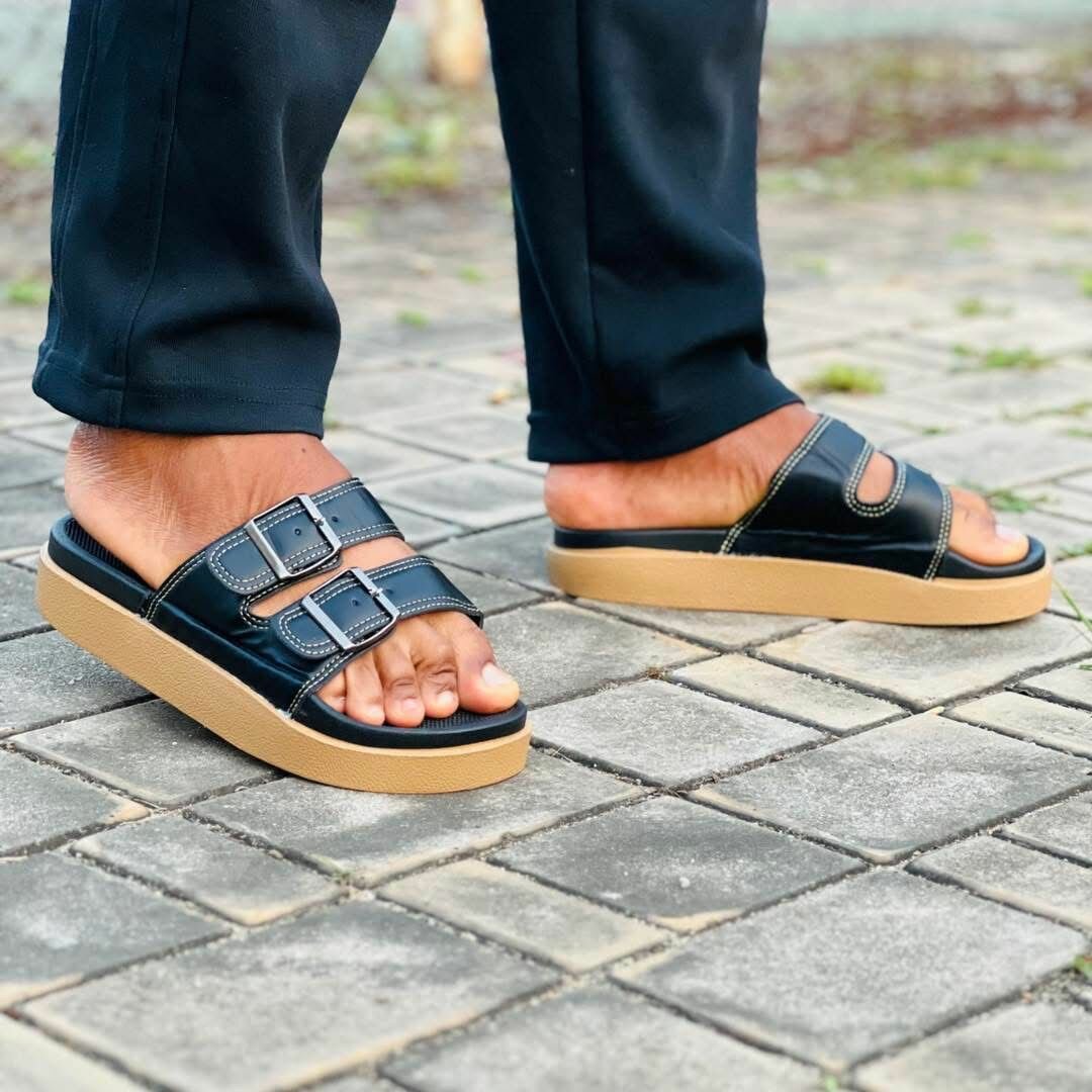 Sandales en cuir double bride