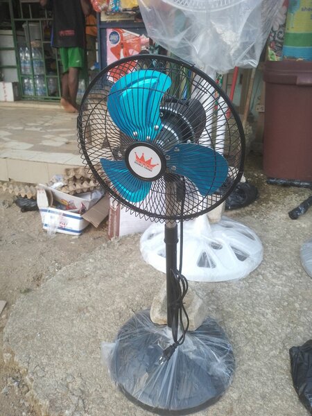 Ventilateur sur pied puissant